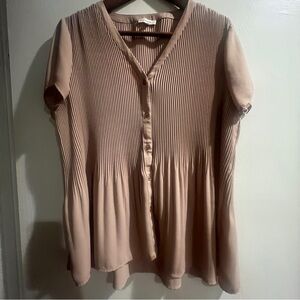Pleione Blush Button-Front Pleated V-Neck Top - Large